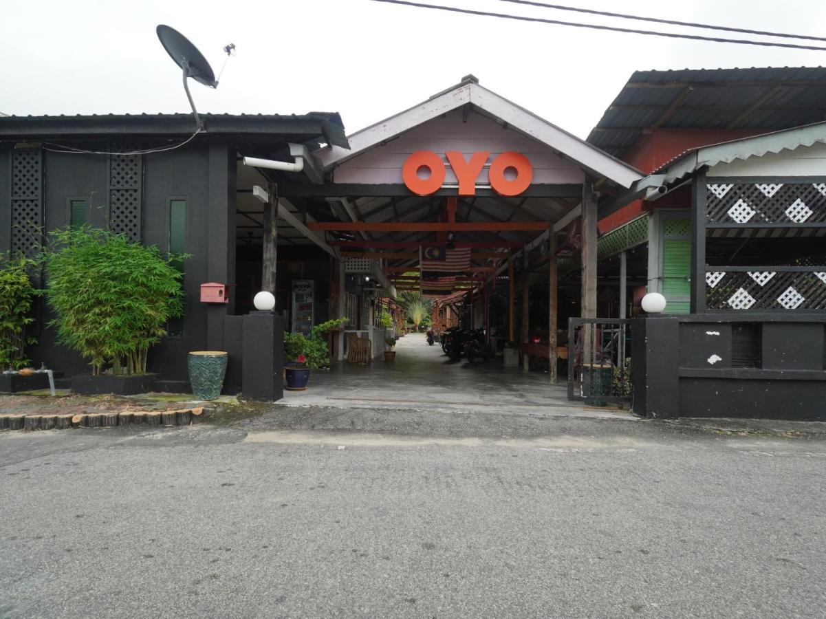 Oyo 89646 Panvill Resort Kampong Pasir Bogak Ngoại thất bức ảnh